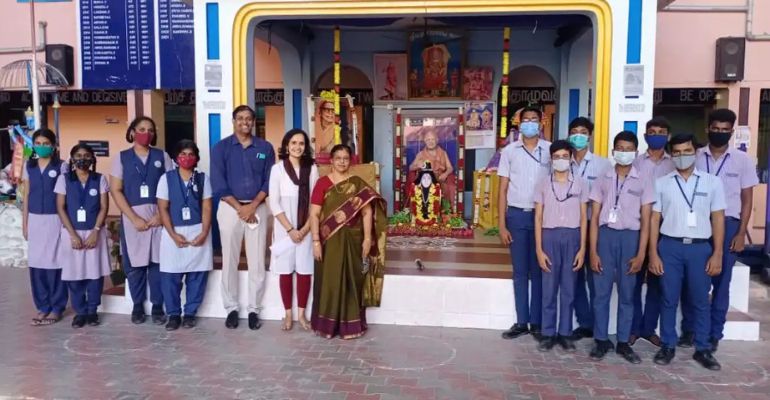 Vidhyavruksha aids education fees for 11 students